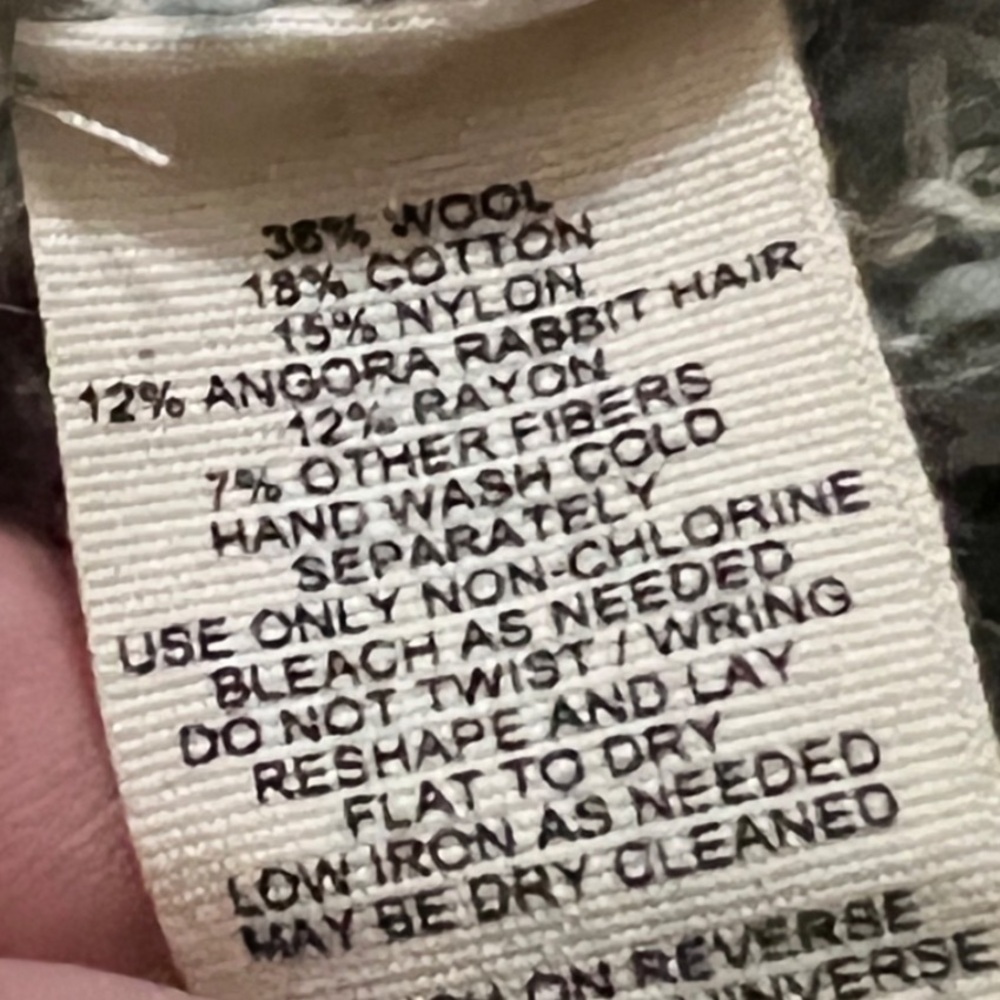 Sleeping on Snow Cable Knit Zip Cardigan - Picture 6 of 8